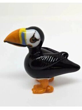 Global Village Art Glass Miniature Toucan Figurine, 2", Made in China